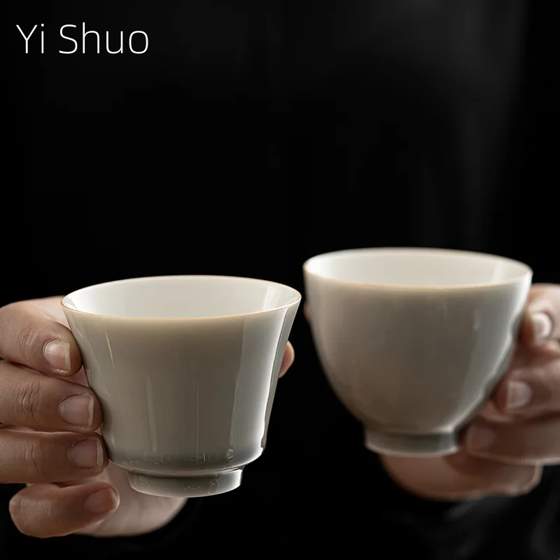 Taza de esmalte gris hielo de  - Japanese Pottery reseña y precio
